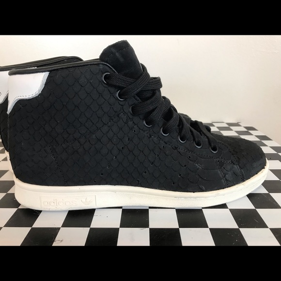 Adidas Stan Smith size 7 1/2 m - Picture 2 of 6